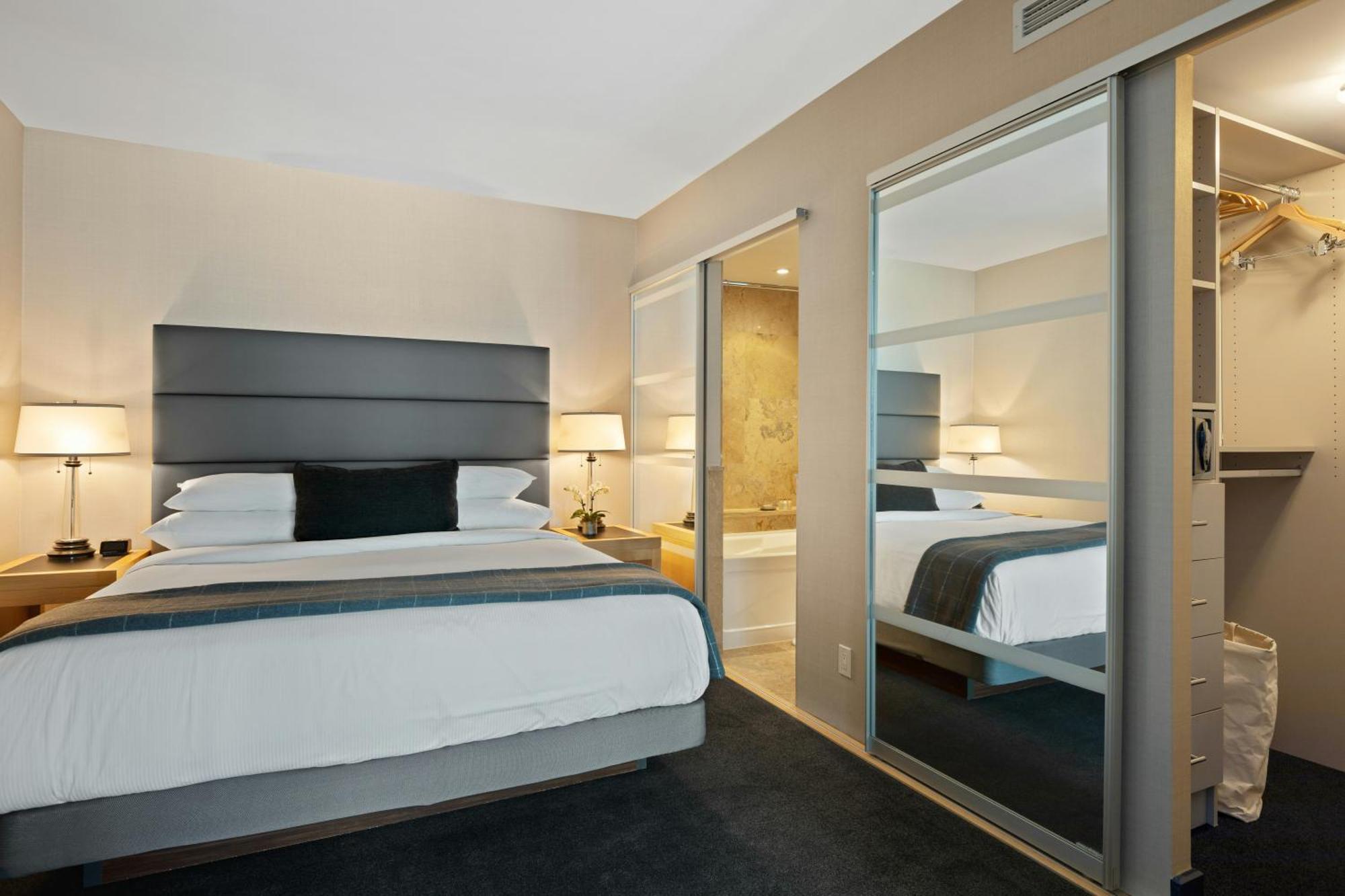 Hotel Ambience Plaza Jmd - Delhi Airport นิวเดลี ภายนอก รูปภาพ